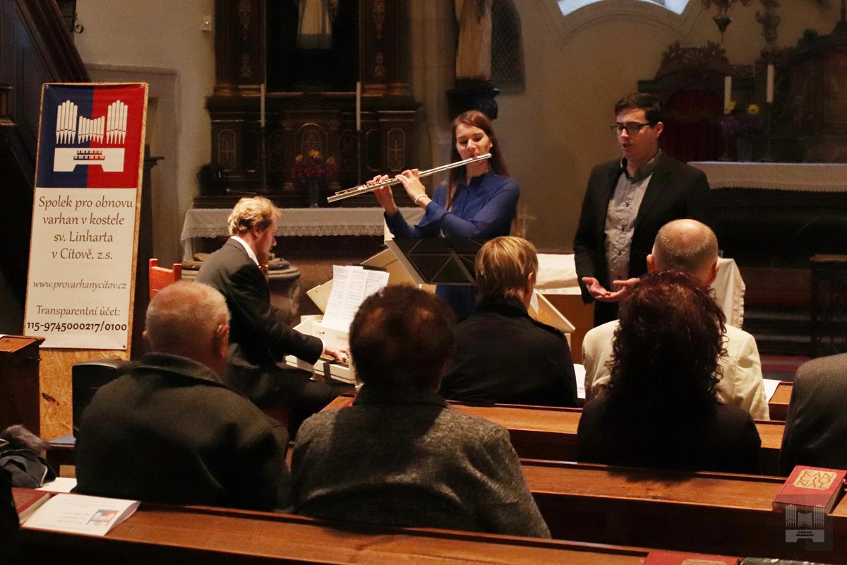 (1/8) Na koncertě vystoupili Viktor Darebný (spinet), Barbora Šubrová (flétna) a Jan Mária Hájek (tenor)